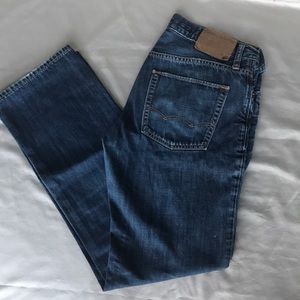 American Eagle men’s jeans